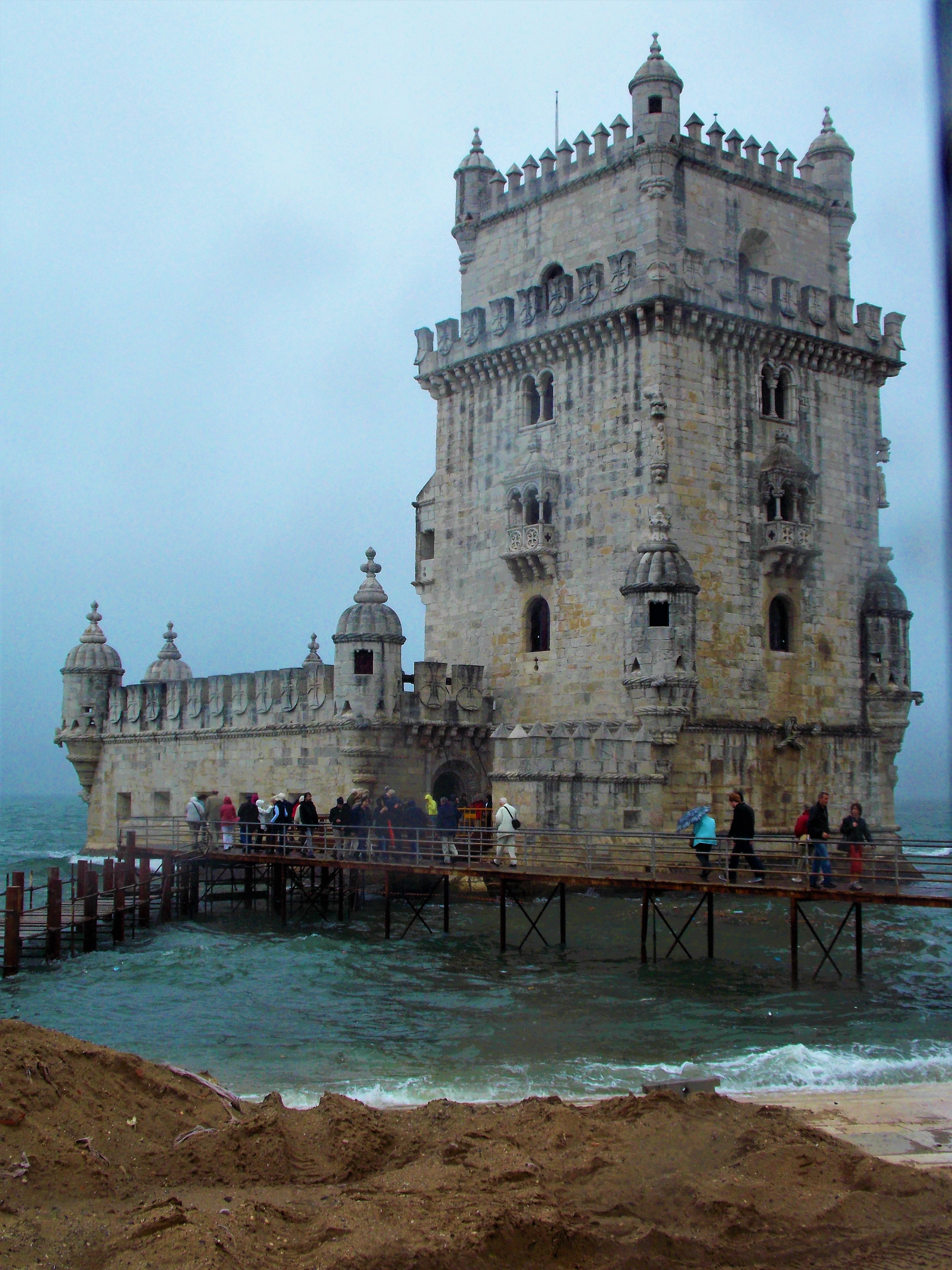 Lisbon – Portugal’s Coastal Capital - Backpacking Ruffian