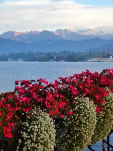 Girls Who Travel | Lucerne: A Beautiful City in Switzerland